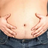 ¿QUÉ ES EL TEJIDO ADIPOSO ABDOMINAL? TODO LO QUE NECESITAS SABER SOBRE SUS RIESGOS